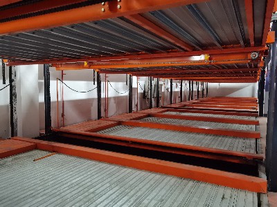 Parkeġġ taħt l-art SpaceSaver